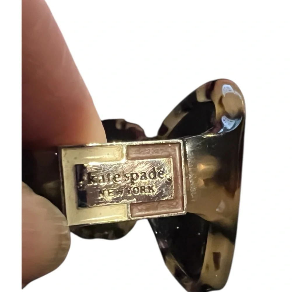 Kate Spade Tortoise Shell design Sunglasses Great condition. .